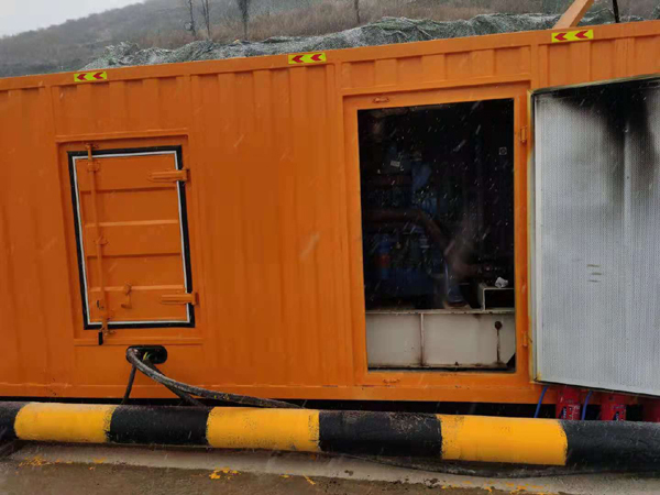 永城发电机出租 柴油发电机组电压低报警怎么办?